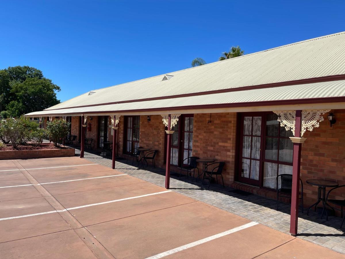 Philadelphia Motor Inn Echuca Bagian luar foto