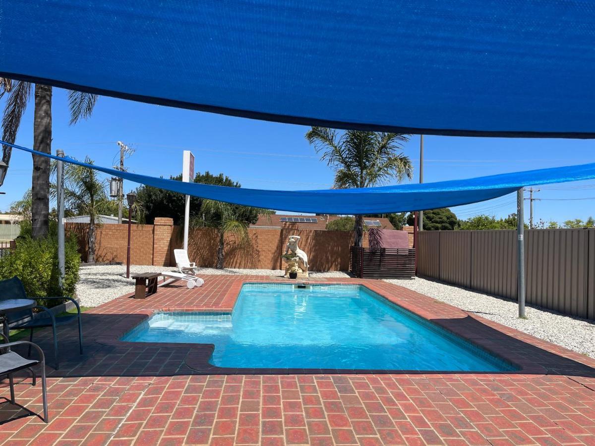 Philadelphia Motor Inn Echuca Bagian luar foto