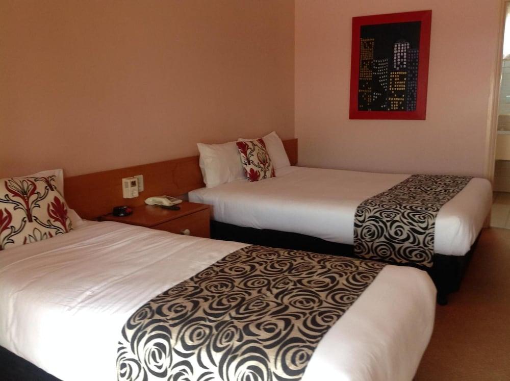 Philadelphia Motor Inn Echuca Bagian luar foto