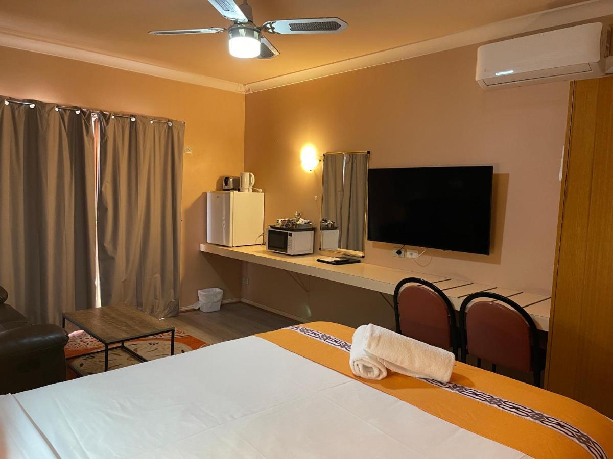 Philadelphia Motor Inn Echuca Bagian luar foto