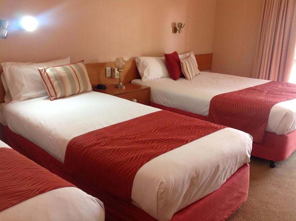 Philadelphia Motor Inn Echuca Bagian luar foto