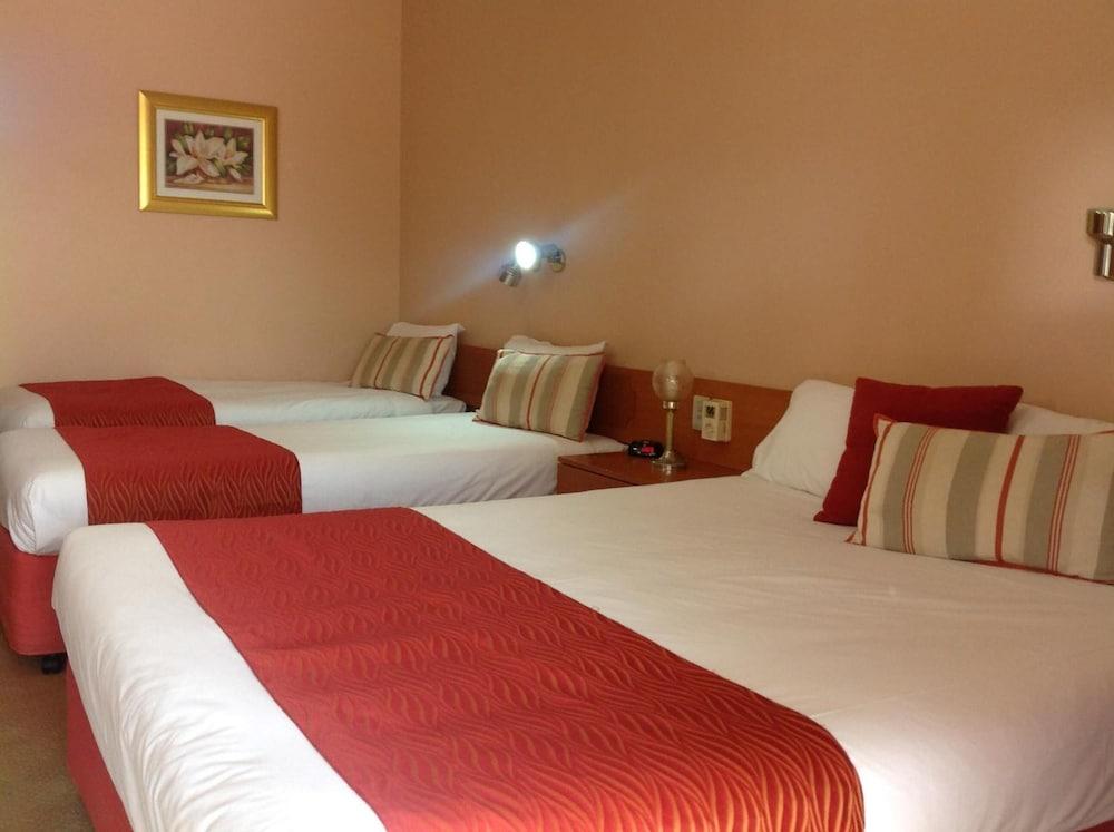 Philadelphia Motor Inn Echuca Bagian luar foto