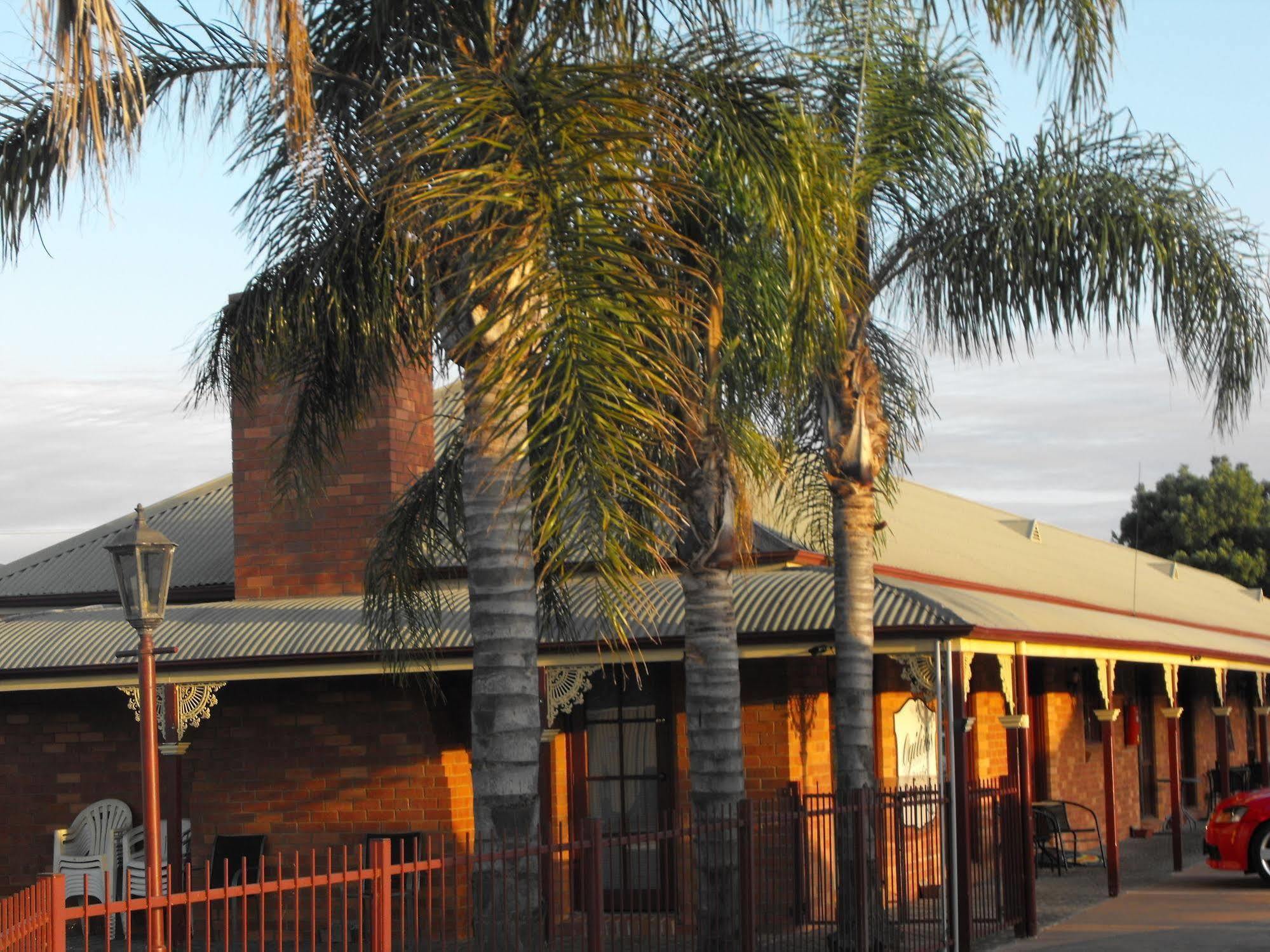 Philadelphia Motor Inn Echuca Bagian luar foto